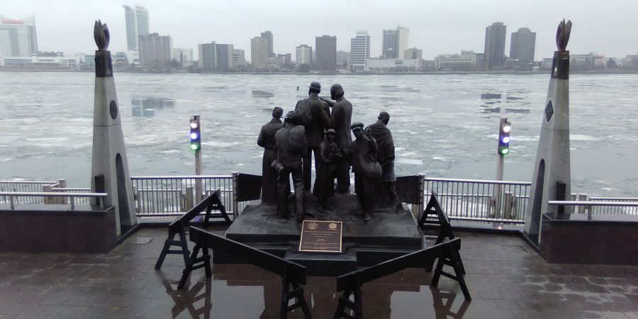 Detroit (Hart Plaza/Spirit of Detroit Plaza): Jan 1, 2023